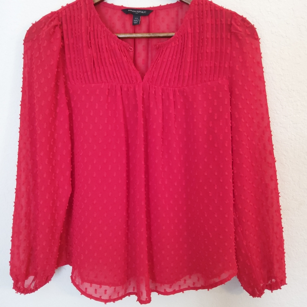 Banana Republic Pleated Clip Dot Blouse Womens XXS Petite Red‎ Sheer Puff Sleeve